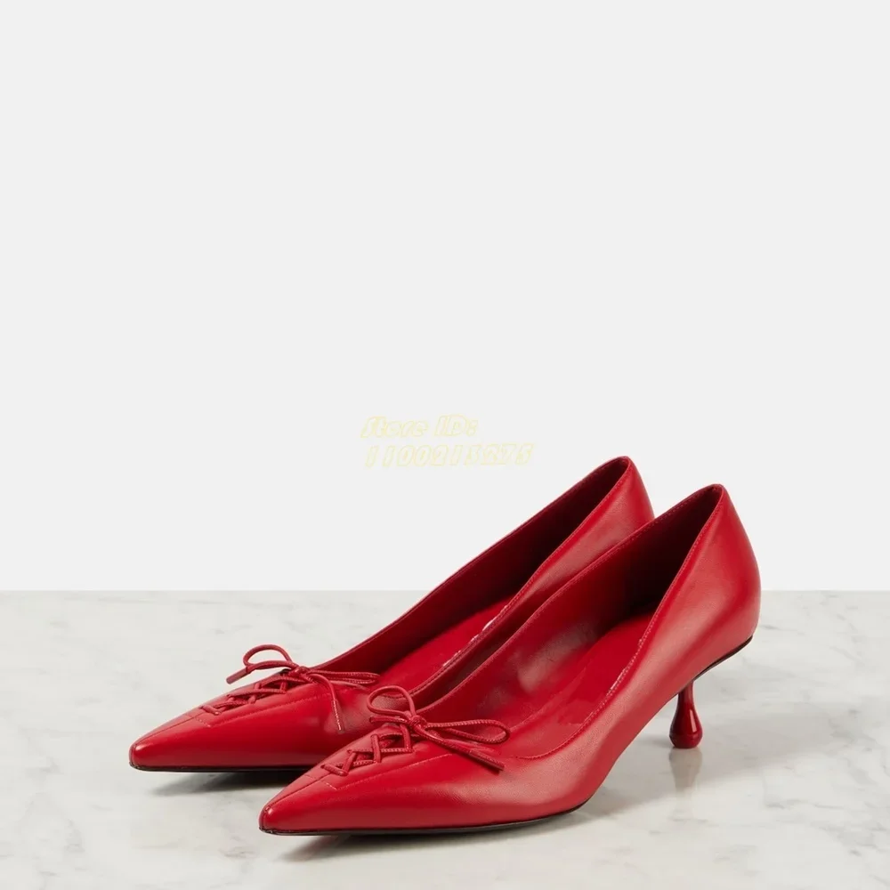 

Красные кожаные туфли-лодочки на шнуровке без шнуровки на мелкой шпильке, модельные туфли на тонком высоком каблуке для подиума, модные модельные туфли на высоком каблуке с острым носком