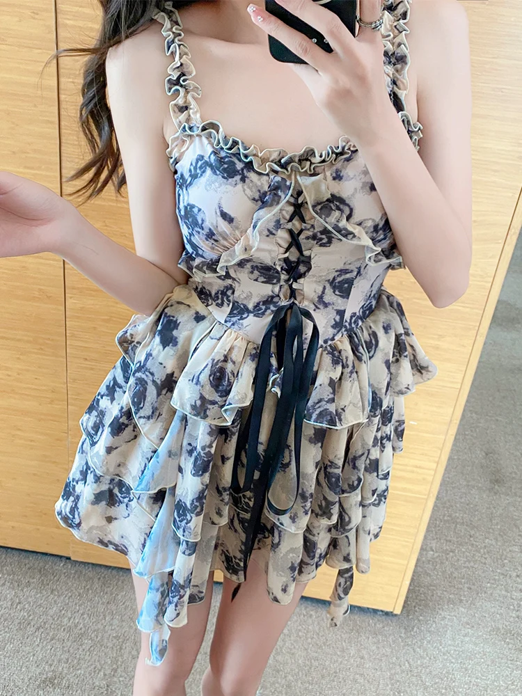 Dulce elegante Floral volantes conservador Retro vestido de pastel con tirantes 2025 nuevo traje de baño de una pieza con cordones de cintura alta para niñas verano