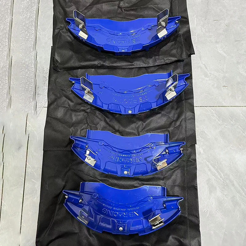 Per BMW X5 F15 2016 Le coperture protettive personalizzate per pinze freno realizzate in materiale in lega di alluminio sono richieste