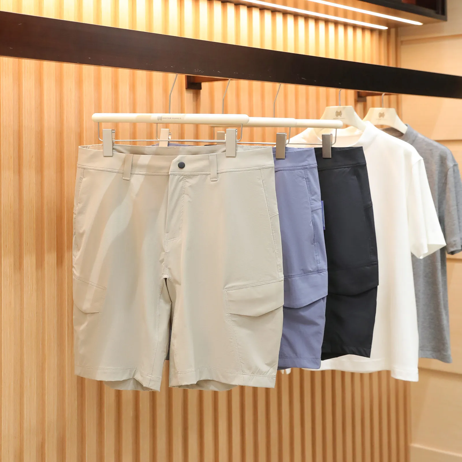 2026 summer new men's outdoor sports function wind multi-pocket quick-drying elastic three-proof tooling shorts