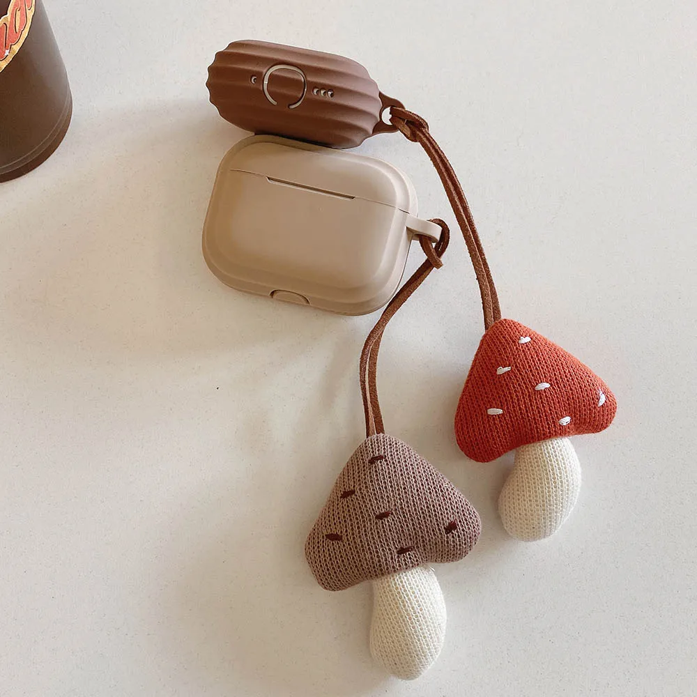 무광 다크 브라운 소프트 실리콘 이어폰 충격 방지 보호 커버, 애플 에어팟 4 3 2 1 프로 2 케이스, 사랑스러운 버섯 펜던트 포함