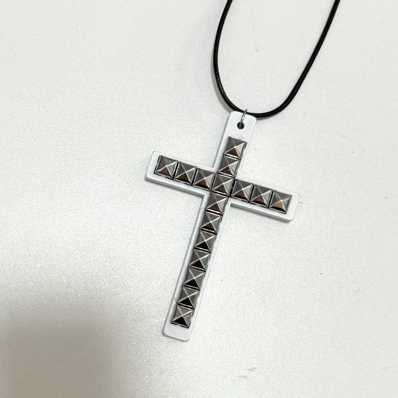 Y2K Schmuck Holzkreuz-Nieten-Anhänger Halsketten für Frauen Coole Goth Hip-Hop Grunge Rock Ästhetik Halskette Accessoires Punk – Detail 3