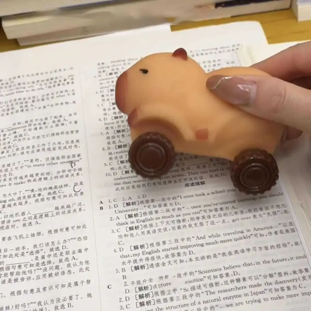 Cute Capybara Car Squishy Toy Elongation Cartoon Decompression Toys Stress Relief Toys