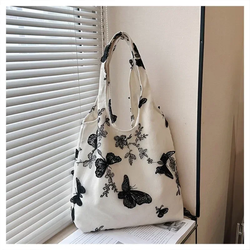 Black Butterfly Canvas Large Capacity Shoulder Bags White Gauze Flower Unique Design Versatile Tote Bags for Women 2024 Casual