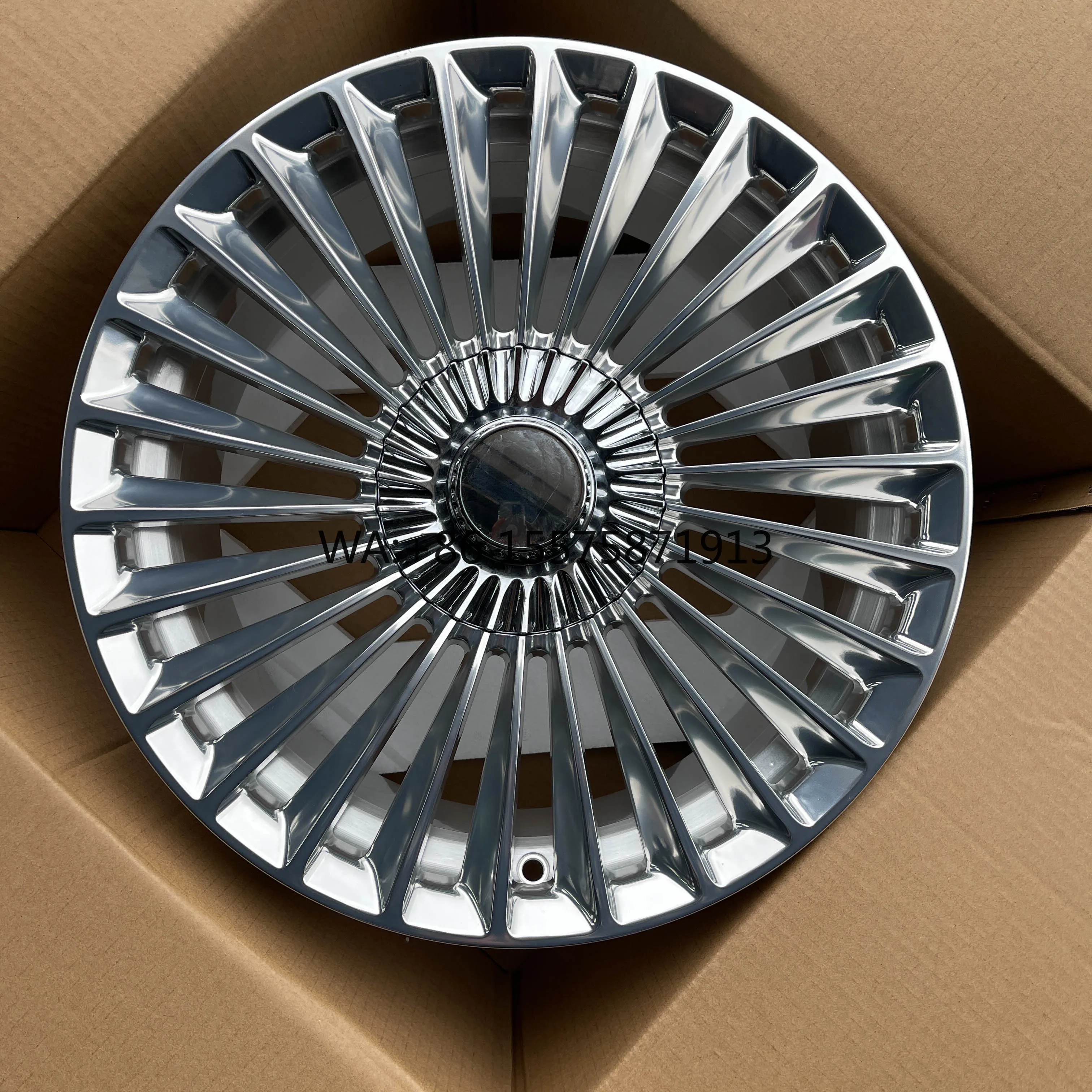 

Multi Spoke Polished Bright Colored Forged Wheels Suitable for High performance Sports Such As 18 19 21inches 5x120...