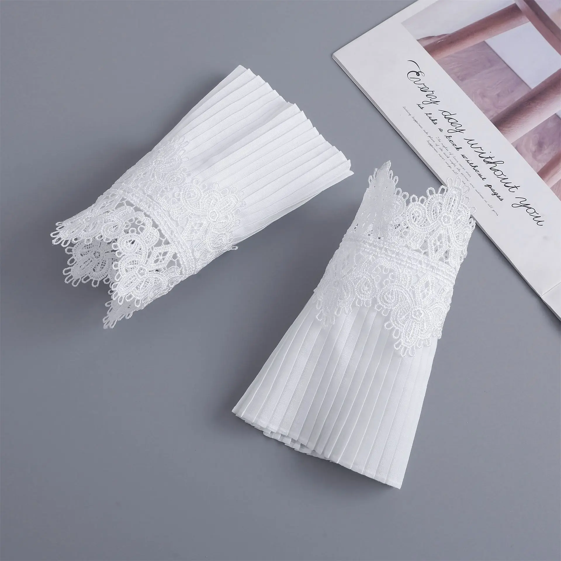 Hot-selling sleeves for women ruffled pleated lace embroidered cuff photography photo wrist sleeves