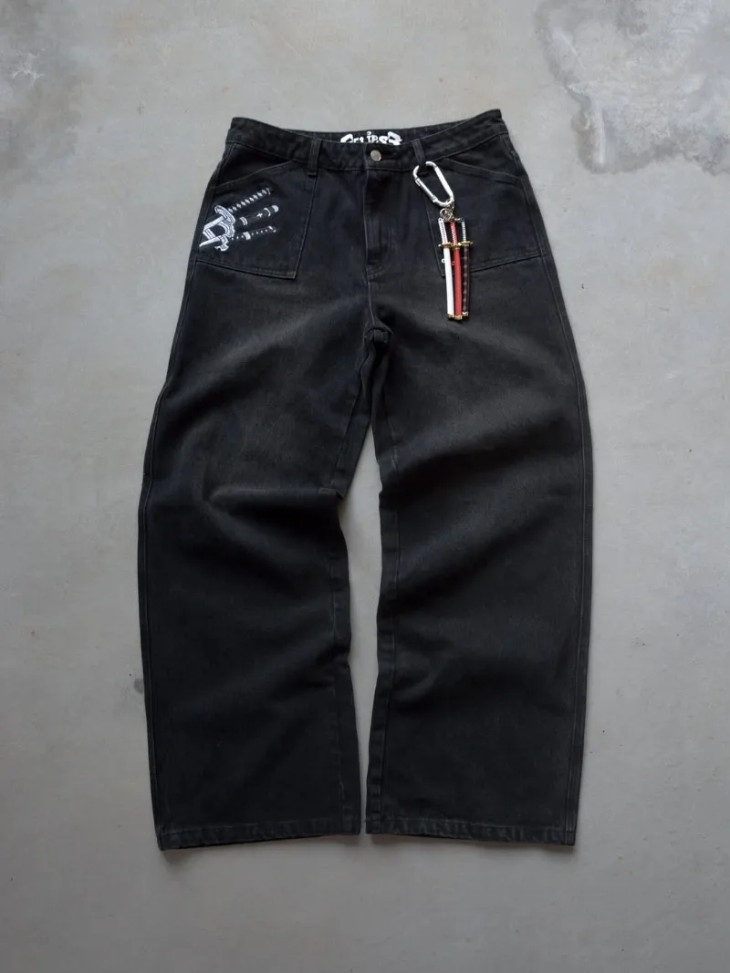 

High Street Y2K Pirate skull pattern embroidered design jeans retro Gothic pendant black cargo pants Harajuku hip-hop men pants