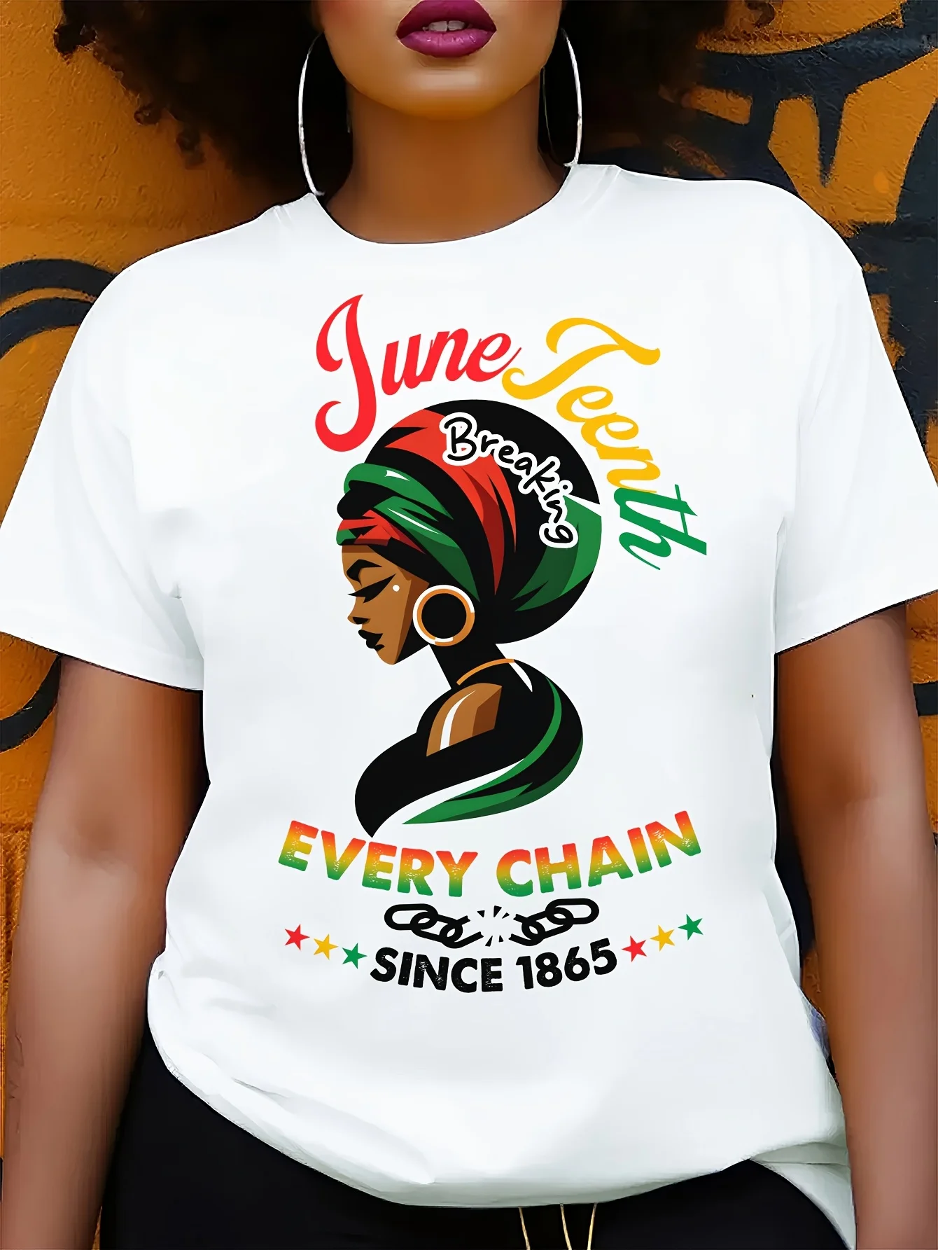 

Women's Juneteenth Graphic T-Shirt - "Break Every Chain Since 1865" Design, Vibrant Geometric Print Short Sleeve Top