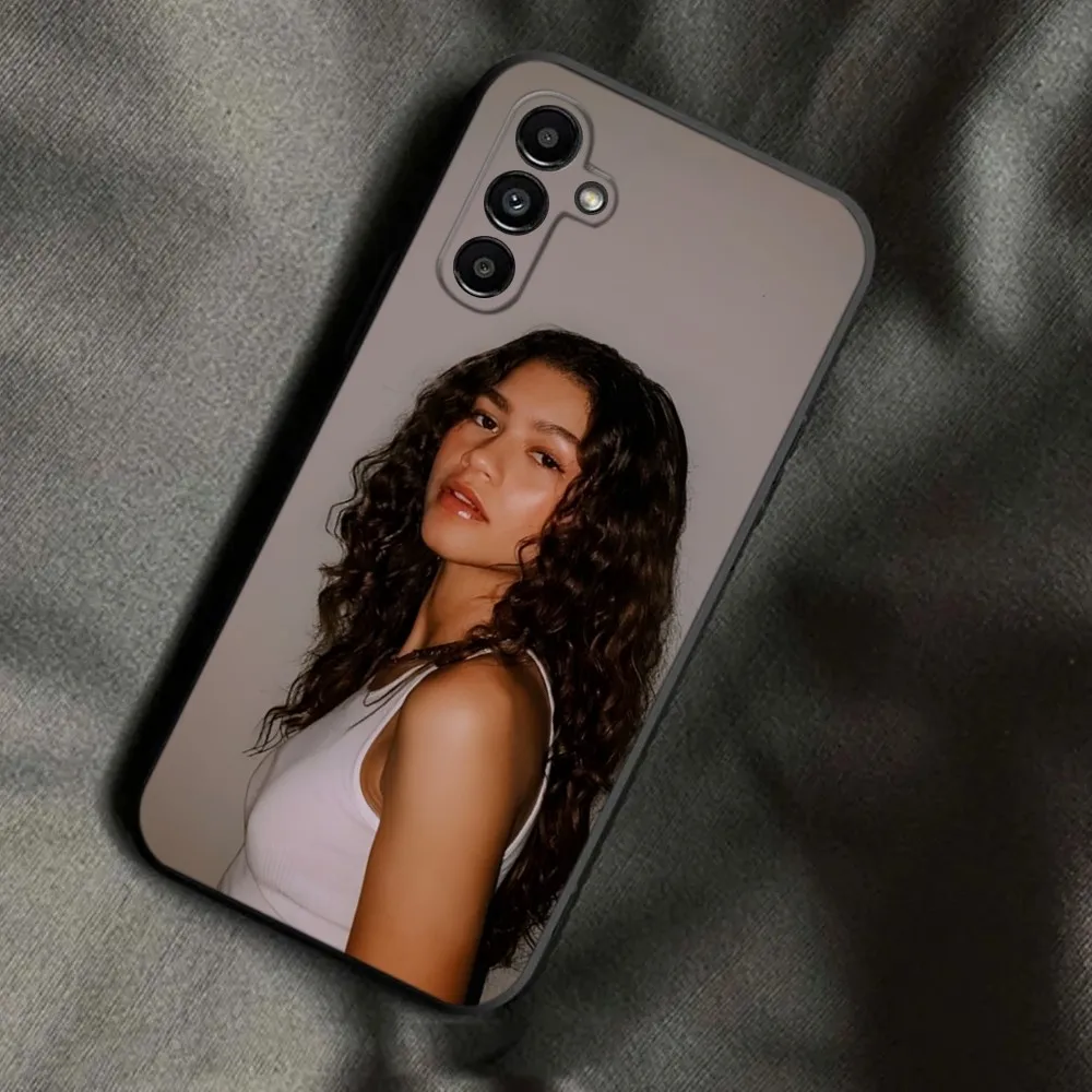 Z-Zendaya Phone Case For Samsung Galaxy A13,A21s,A22,A31,A32,A52,A53,A71,A80,A91 Soft Black Phone Cover