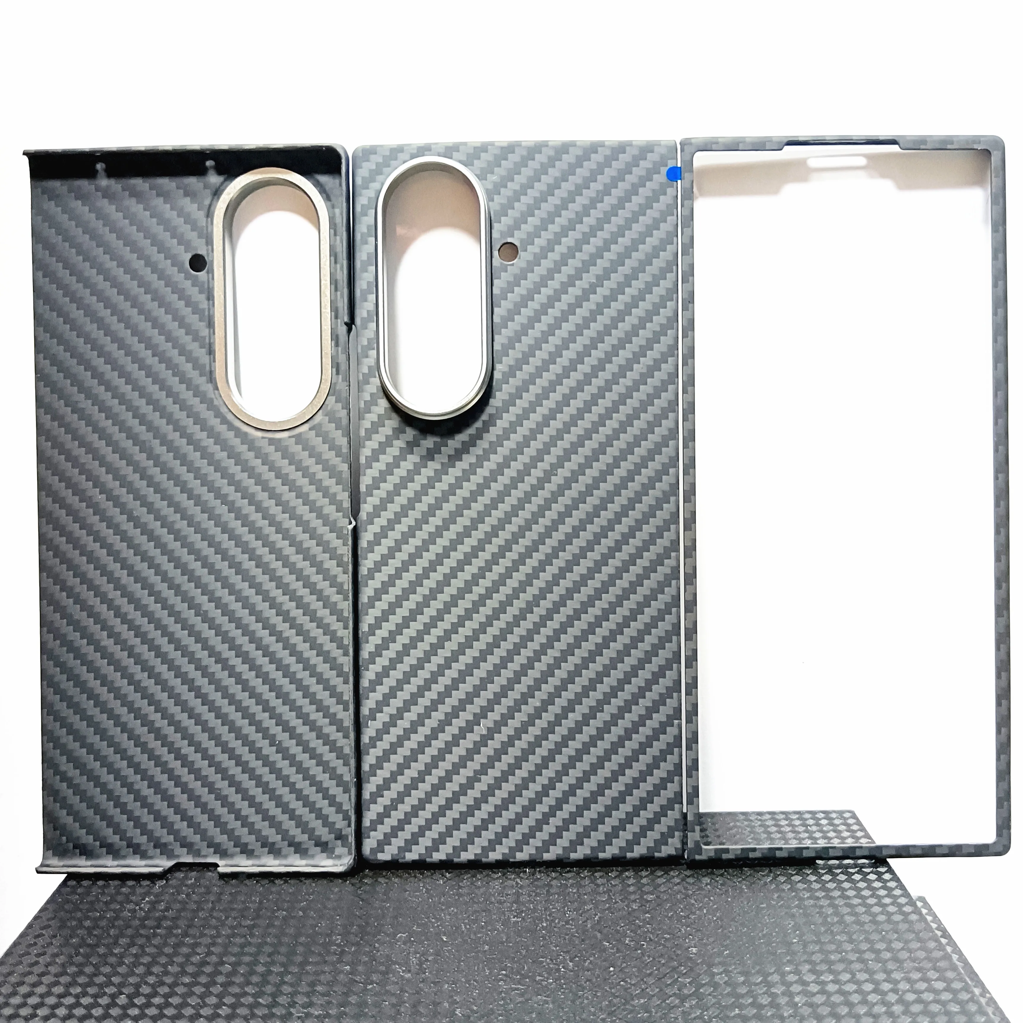 

Genuine Aramid Carbon Fiber Slim Case For Samsung Galaxy Z Fold 7 Fold7 Matte Metal Camera Ring Ultra Thin Hard Armor Back Cover