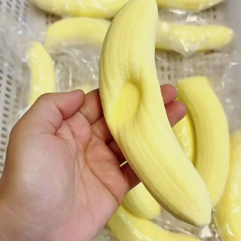 Langsam Aufsteigender Bananen-Squishy: Weicher Sensorischer Fidget-Ball zur Handentspannung aus PU-Material, Gelbe Bananen-Fidget-Kugel gegen Angstzustände und ADHS, Quetschspielzeug