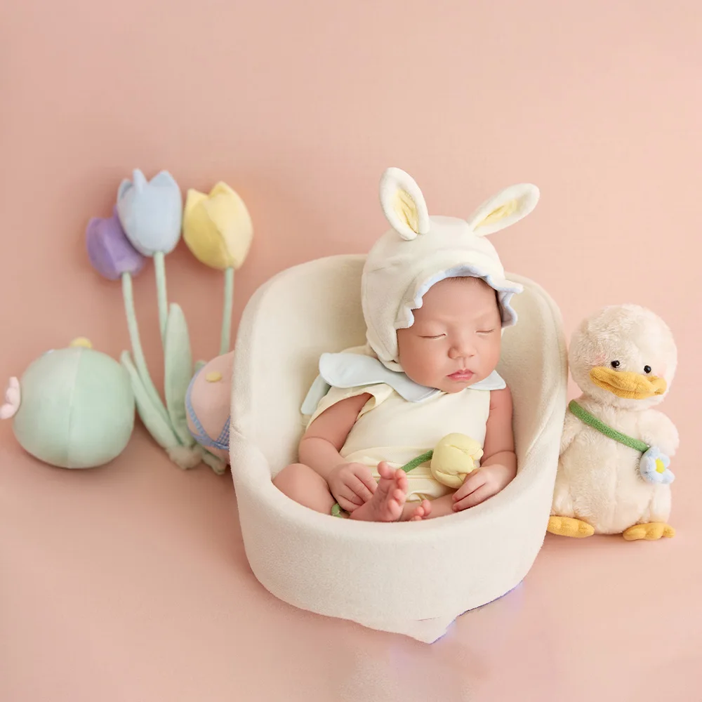Ins Style Baby Growth Memorial Photography Props Cute Bunny Posing Outfit Plush Duck&tulip Decor Props for Baby Milestone Photos