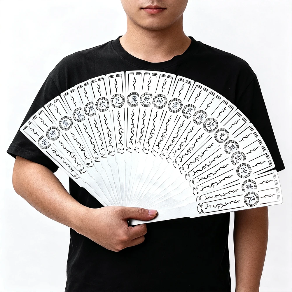 Traditioneller Chinesischer I-Ching Bagua Symbol Metall-Handfächer aus Edelstahl mit Graviertem Talisman-Muster, Taoistische Kultur Schreibtisch-Dekoration – Detail 6