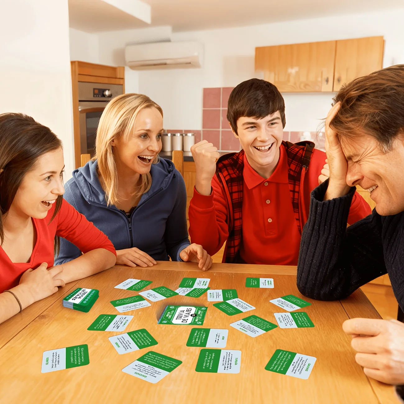 Gioco di Carte Trivia Spagnolo - Party Games Questions For Adults recensione e prezzo