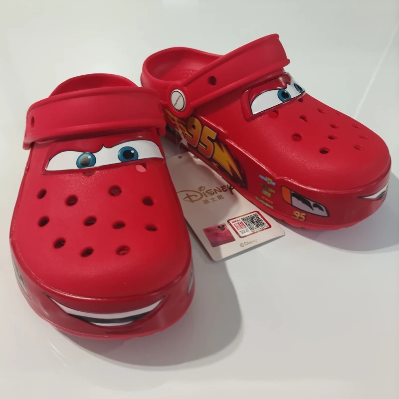 Nuevo Disney McQueen Pix dibujos animados Color sólido impermeable antideslizante agujero sandalias al aire libre sandalias casuales