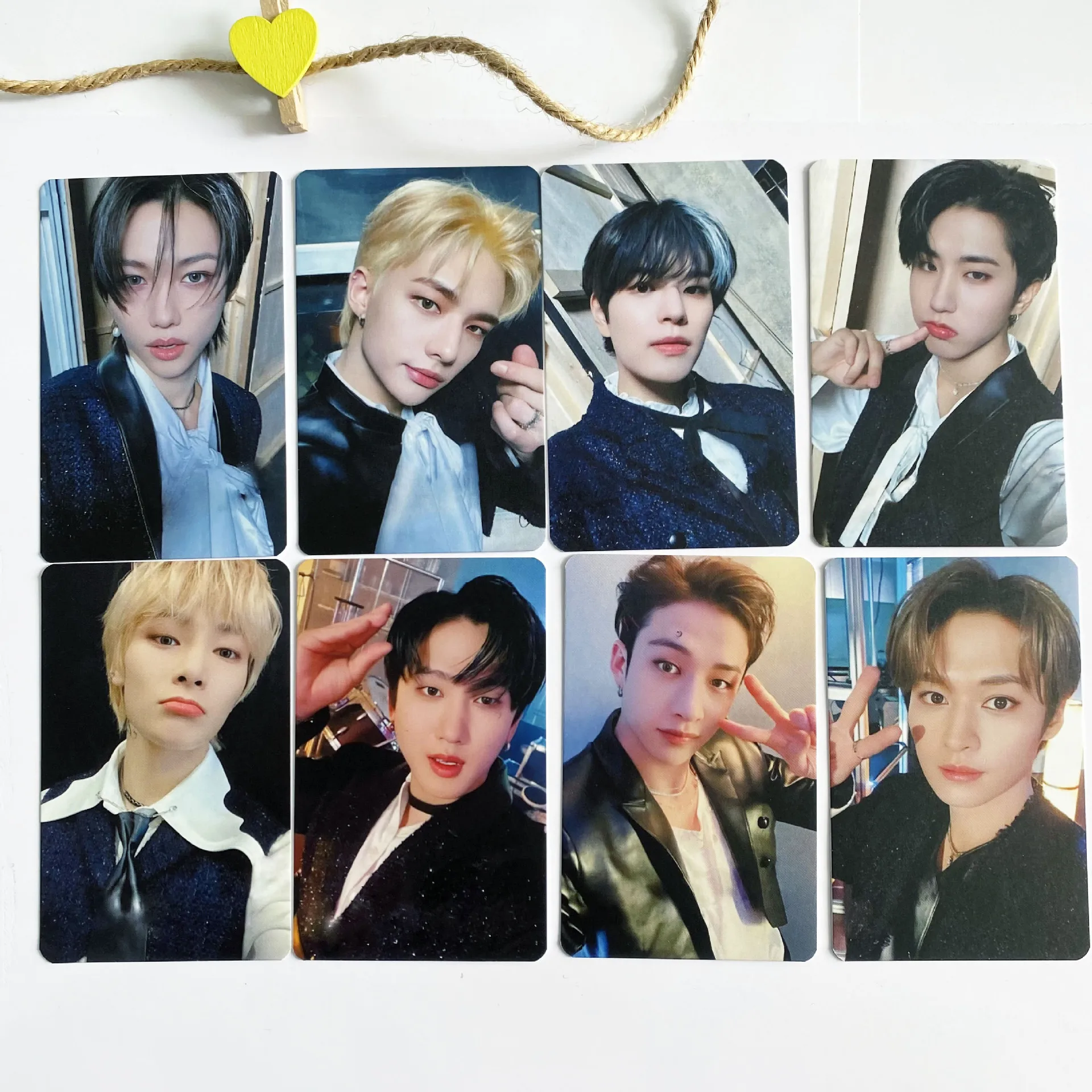 

8pcs Stray Kids LOMO Card SKZOO Stray Children Co branded Online Carter Classic Card Huang Xuanchen Collection Card Star Perils