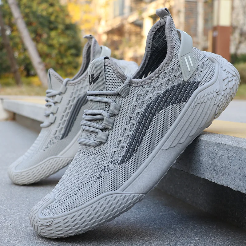 Men's breathable mesh knitted sports shoes fashionable multifunctional lightweight and soft soled spring summer running shoes