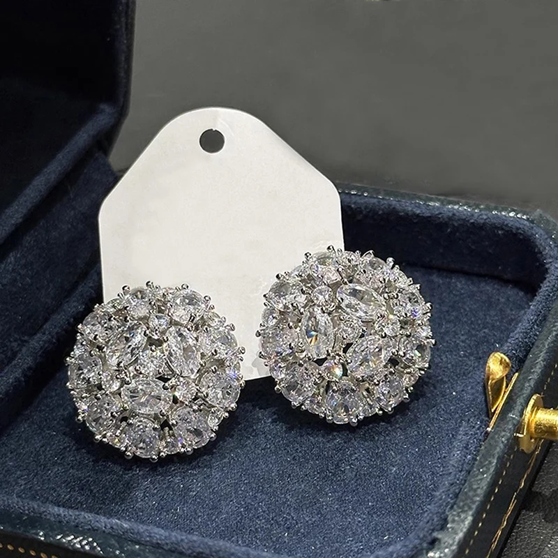 Huitan Round Shaped Stud Earrings with Crystal Cubic Zirconia Temperament Elegant Lady Earrings for Wedding Party Trendy Jewelry