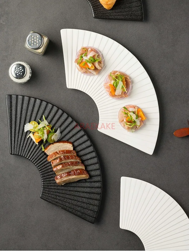 Small size creative fan-shaped tableware shaped sushi inventory Xinpan Hotel Western food plate