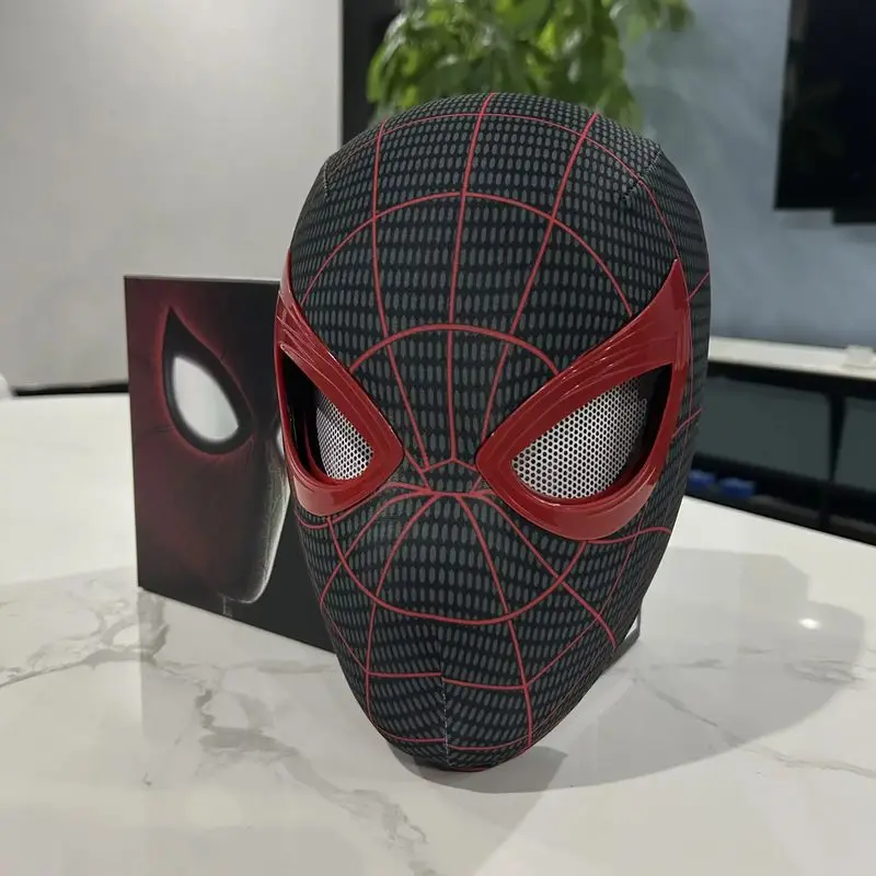 Marvel Spider Man copricapo Cosplay Moving Eyes Mask Spiderman 1:1 maschera elastica telecomandata giocattoli regali di compleanno per bambini