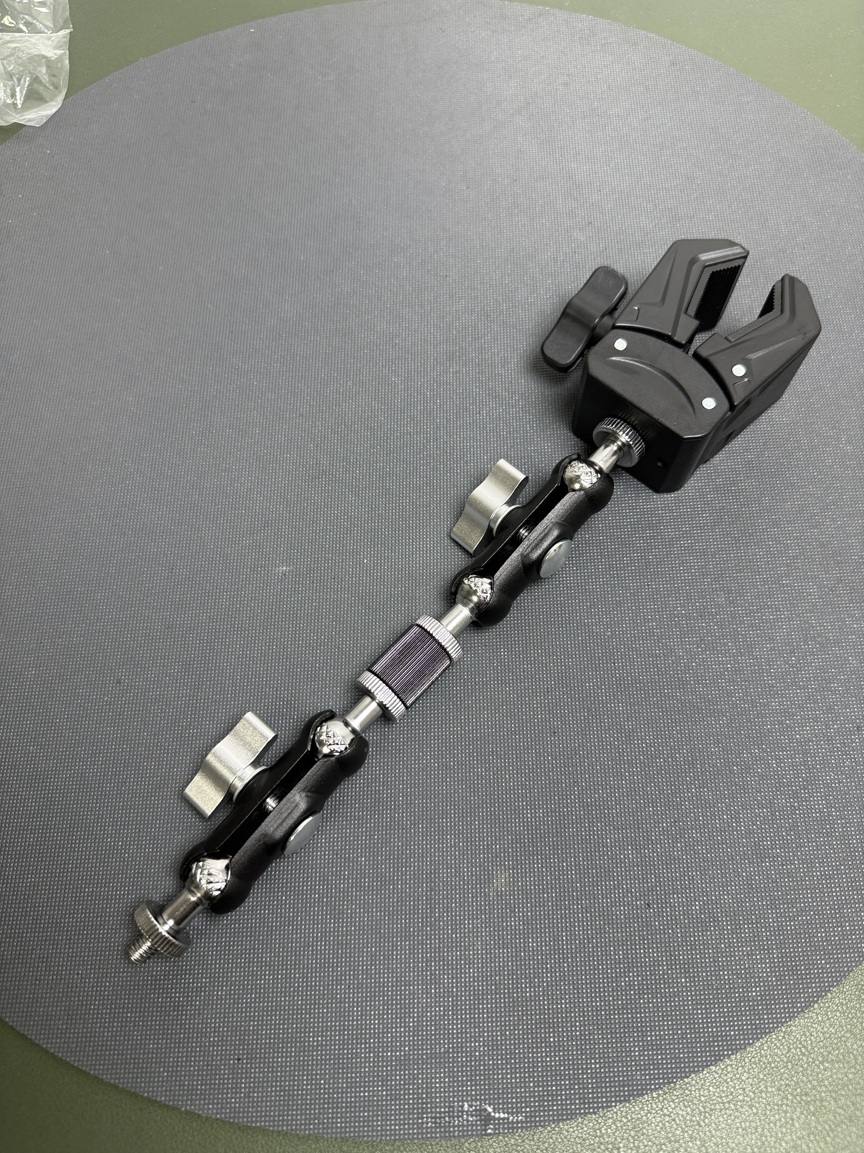 Metal Movable Joint Circular Tube Clamp Camera Bracket for Bicycle & Electric Bike Riding Sports Camera Fixing Bracket