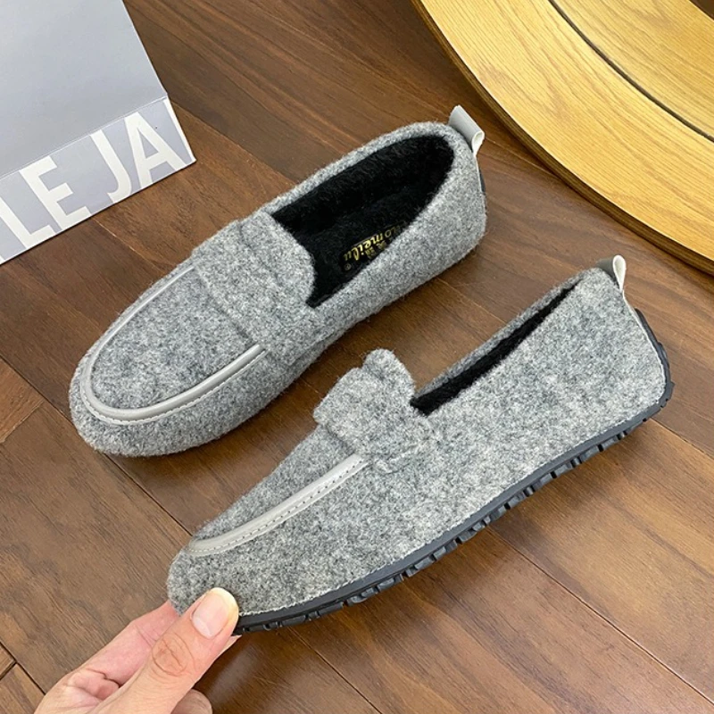 33-43 mocasines peludos de talla grande para mujer 2025 invierno nuevo confort cálido zapatos sin cordones de felpa Casual punta redonda zapatos planos de algodón de piel