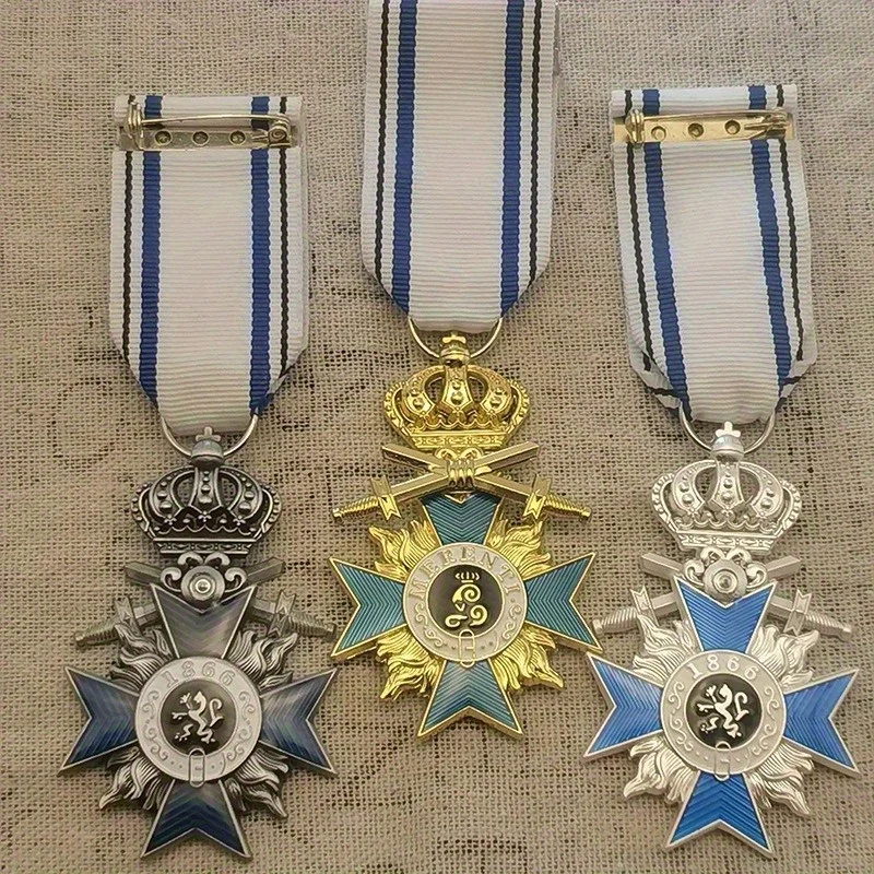 1PC Copy Prussian Bavarian Crown Cross Medal Metal Enamel Badge Commemorative Badge