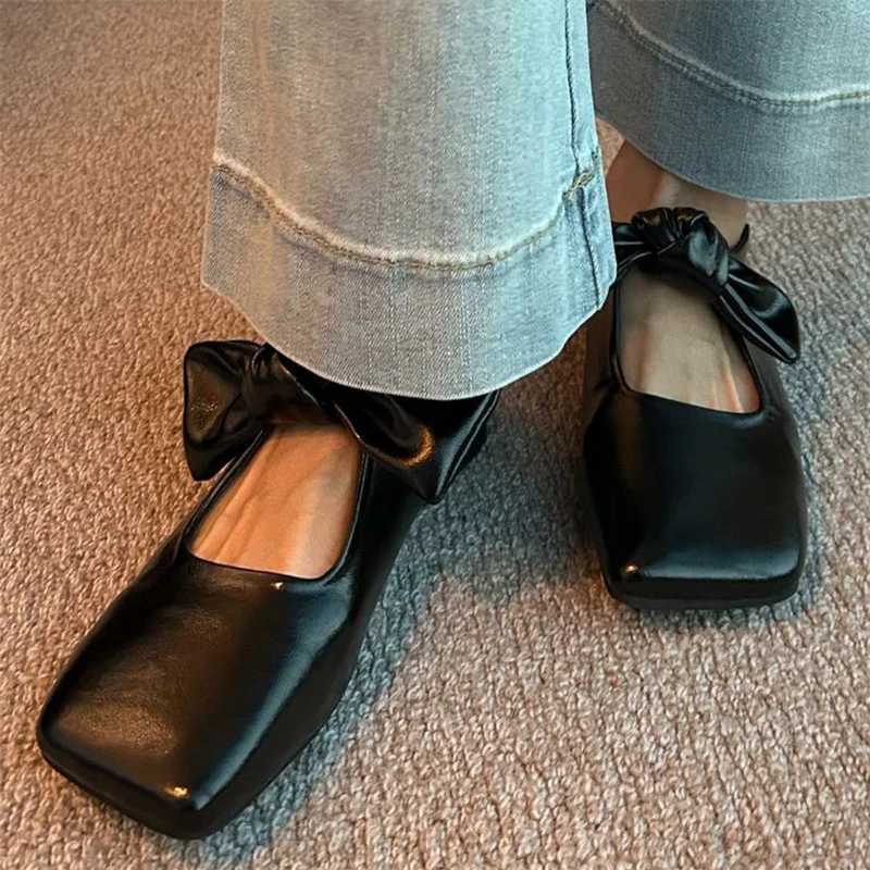

IPPEUM Женские кожаные балетки с бантом. Удобные классические туфли коричнево-черного цвета Мэри Джейн.
