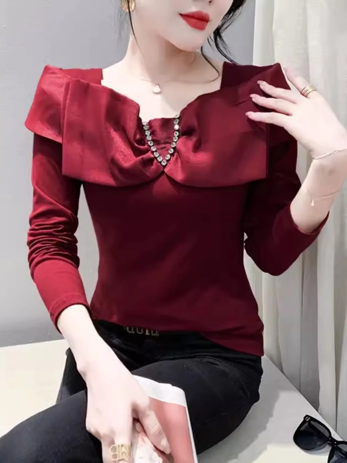 2023 Autumn Cotton T-shirt Women\'s Beading Bowknot Slash Collor TShirts Female Fashion Slim Top HF3011