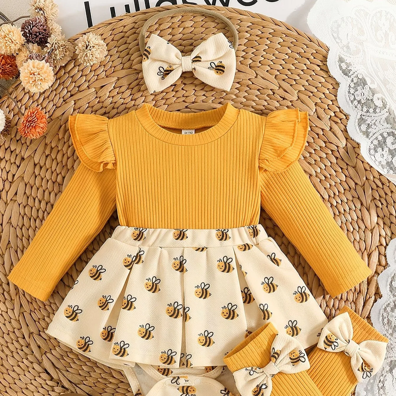 Baby Girl Bee Print Outfit Ruffle Long Sleeve Romper Dress with Headband Socks Newborn Clothes Spring Autumn Shower Gift ZYD47