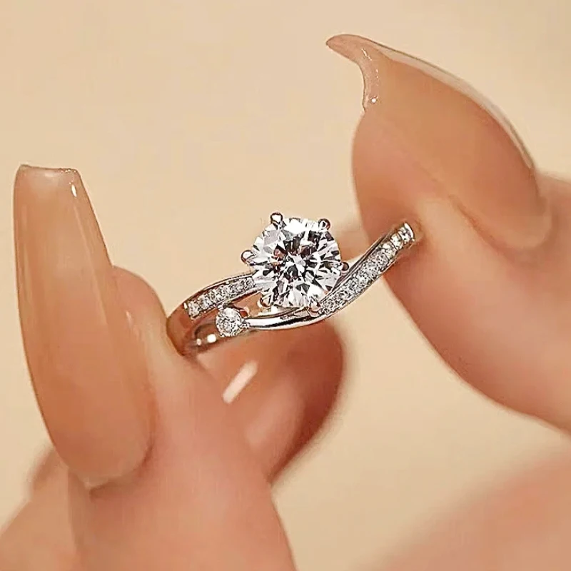 Huitan Delicate Fashion Proposal Ring Female Wedding Band with Shiny Round Zirconia Graceful Women Timeless Jewelry Accessories