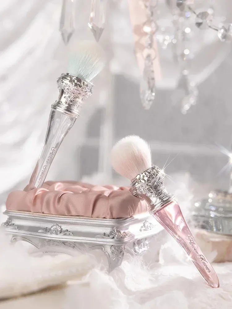 フラワーノーズ スワンバレエ ブラッシュ スティップリングブラシ ウール 均一にパウダーを塗布