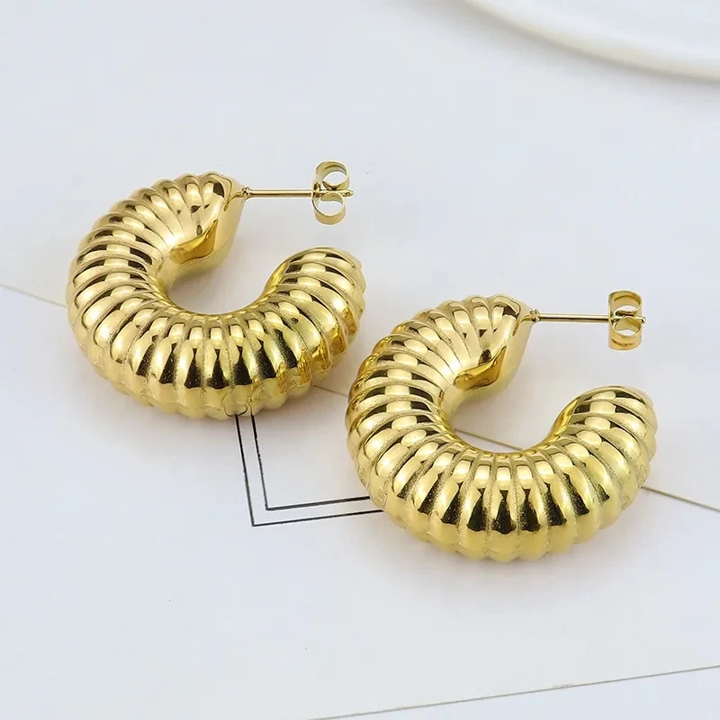 Punk Gold Plated Round Chunky Hoop Earrings for Women Stainless Steel Circle Earrings Fashion Jewelry Lightweight Thick Hoops