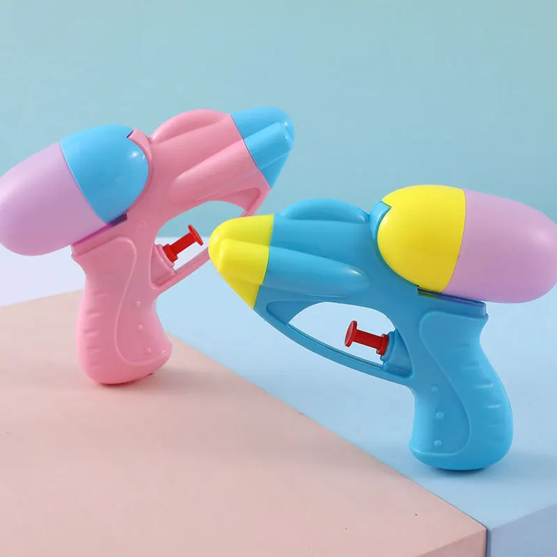 ปืนฉีดน้ําขนาดเล็กฤดูร้อนกลางแจ้งสเปรย์น้ําปืนดึงช่วงแรงดันสูงชายหาดสระว่ายน้ําน้ําสนุกเล่นของเล่นขนาดเล็กเด็ก 13 ซม