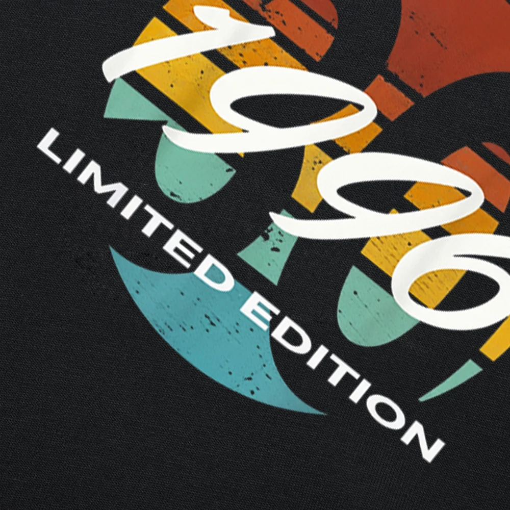 30. Geburtstag Mann Frau 30 Jahre 1996 Lustiges Geschenk-T-Shirt Geboren im Jahr 1996 Fantastisches T-Shirt mit Y2k-Buchstaben bedruckt, neuartiges Grafik-Top – Detail 3