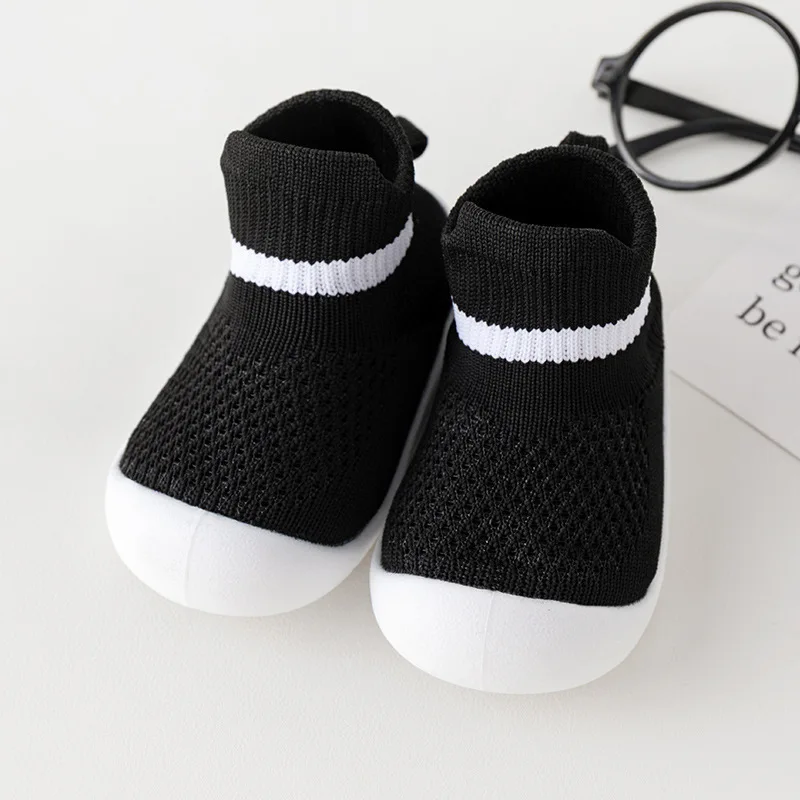 Toddler Shoes Boy Spring and Autumn Breathable Girls Soft Sole Non-slip 0-3 Years Old Baby Spring and Autumn Anti-kick Shoes