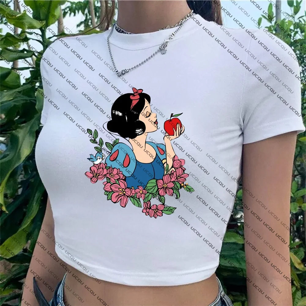 

Disney Summer Snow White Crop Top Retro Cute Women's Girls Snow White Floral 2025 Fashion Vacationing Baby Tee Cool T-shirt