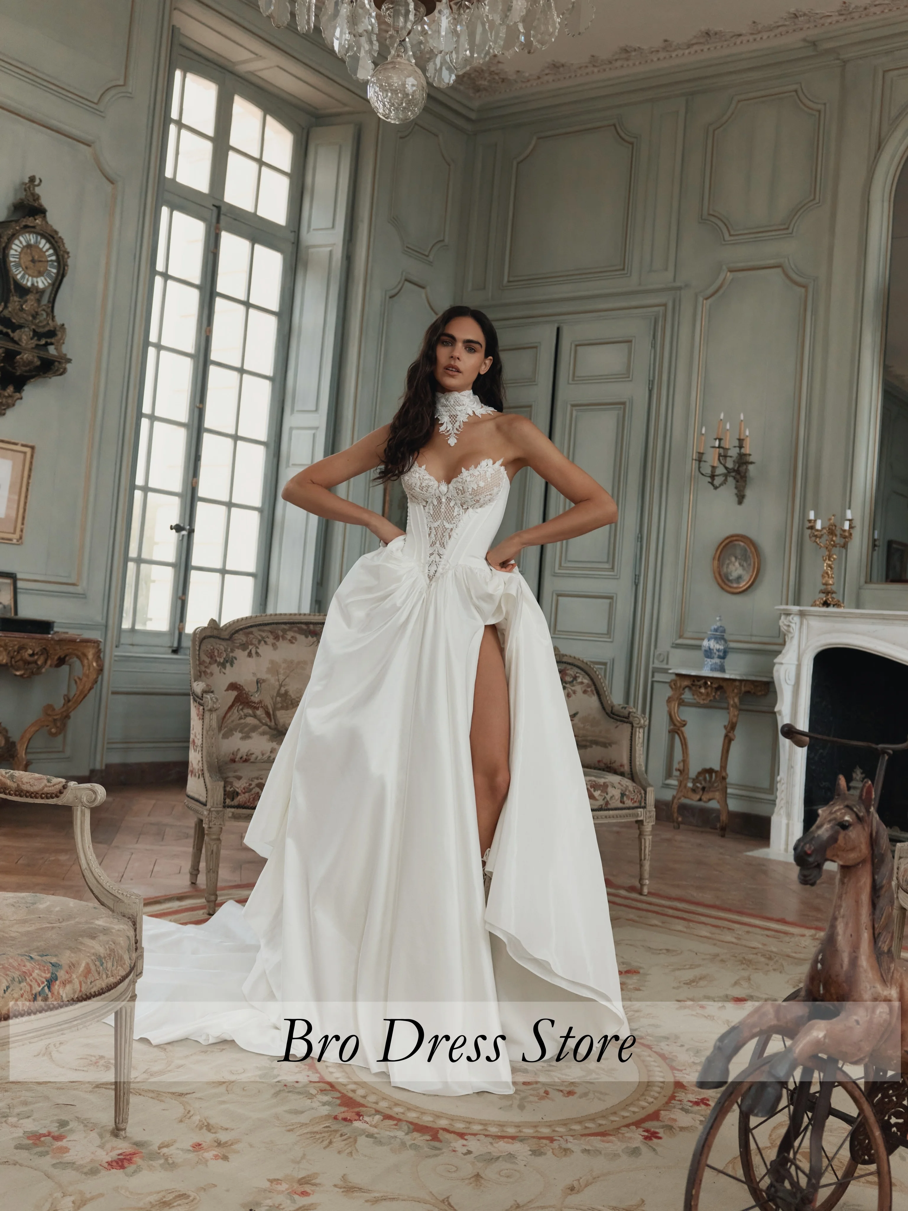 Customized Glamorous Strapless Wedding Dress Lace Applique Corset High Split Satin Long Train Bridal Gown Vestido De Novia