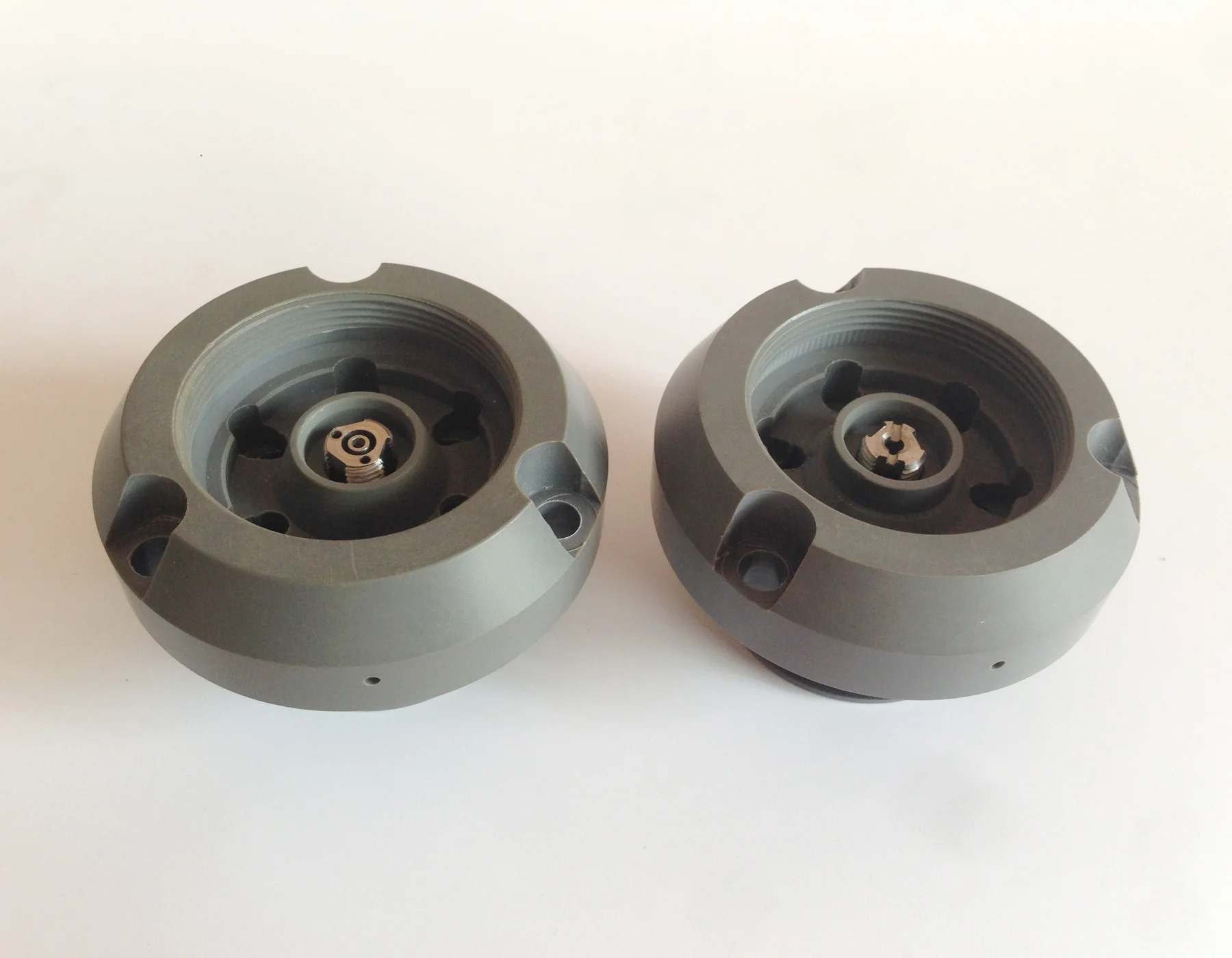 

(2pcs) edm Injection Chamber Set 432.970+432.969 Upper&Lower ROBOFIL 190,290,390 machine 432.969.0,432.970.0,104329690,104329700
