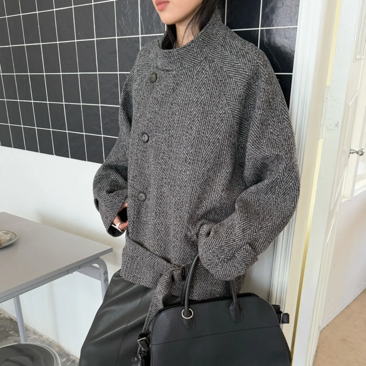 KWTX Damski płaszcz wełniany w stylu vintage, projektant, nowość 2025, 100% wełna, z paskiem, stójka, jednorzędowy, elegancki, casualowy, zimowy, jesienny