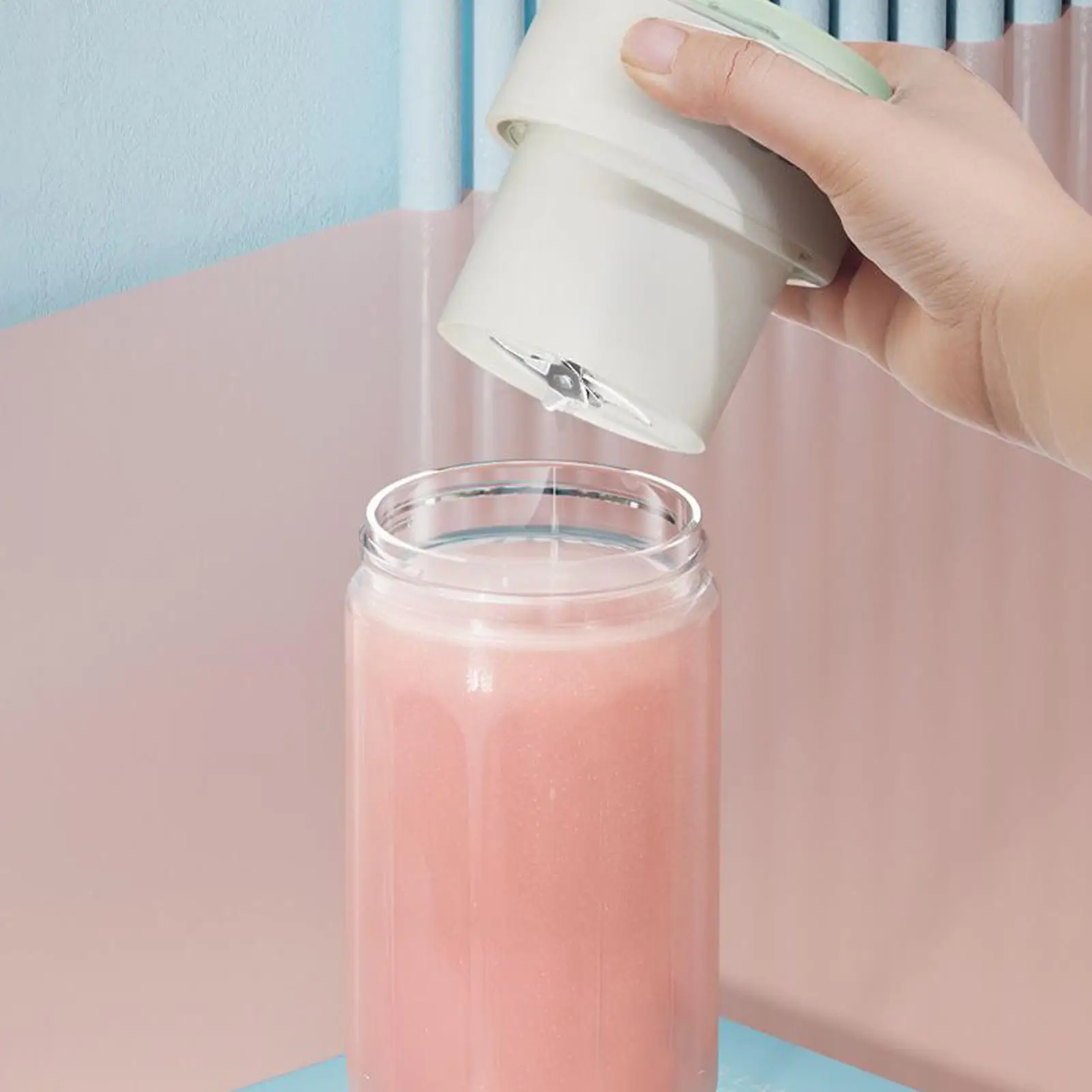 Portable Blender Cold Press USB Squeezer Juicer For Fruit Travel Shakes Mixer For Citrus Lemon Orange Pear Kitchen Home Camping