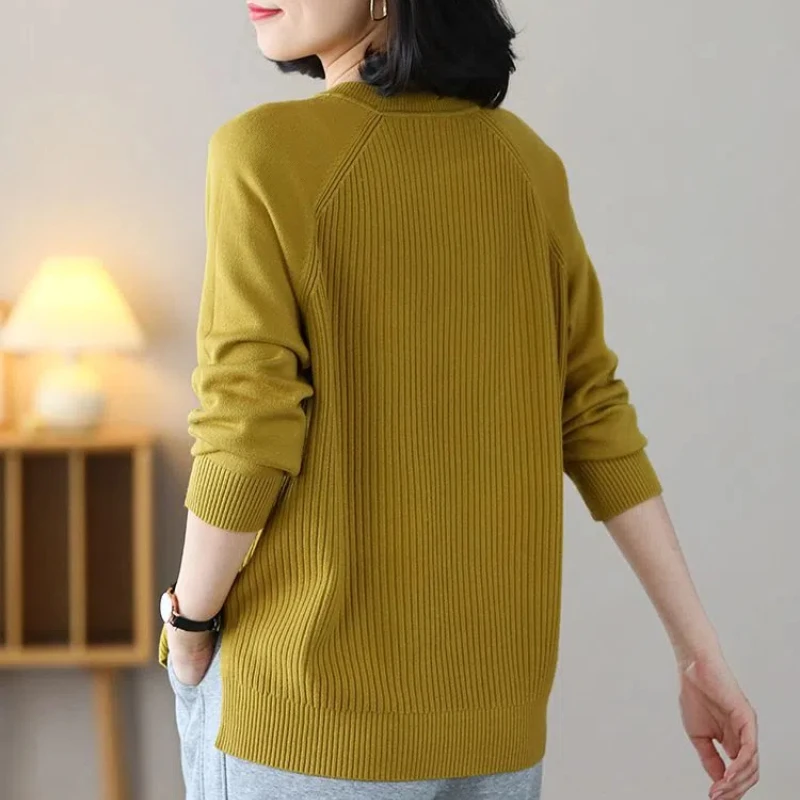 Jersey de empalme con cuello redondo para mujer, Top de punto de manga larga, informal, suelto, sólido, moda coreana, otoño e invierno, 2024