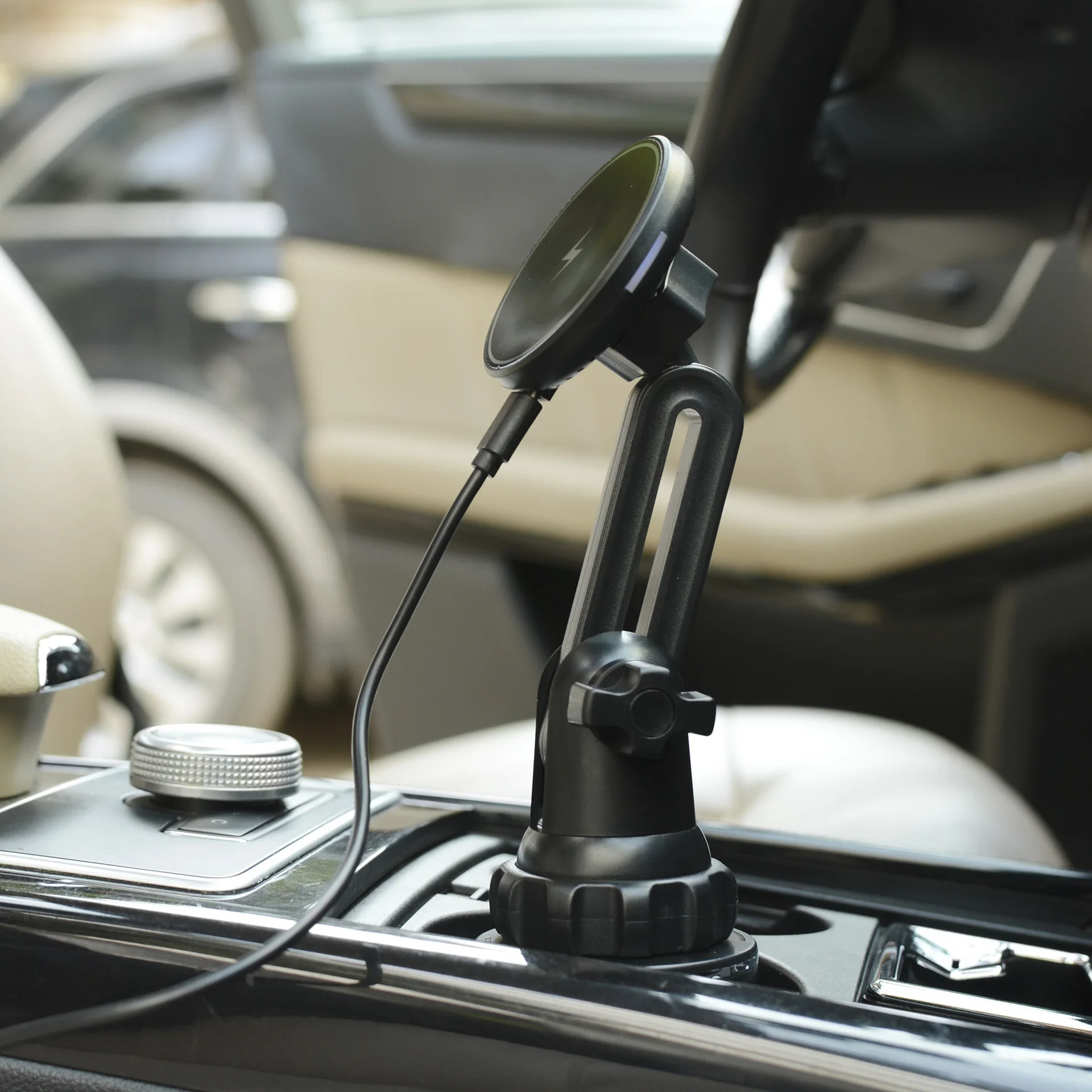 15W-MagSafe-Auto-Ladegerät-Magnetic-Wireless-Cup-Holder-Mount-for-iPhone-14/13/12-Pro-Schnellladung-&-Anti-Slip-Design