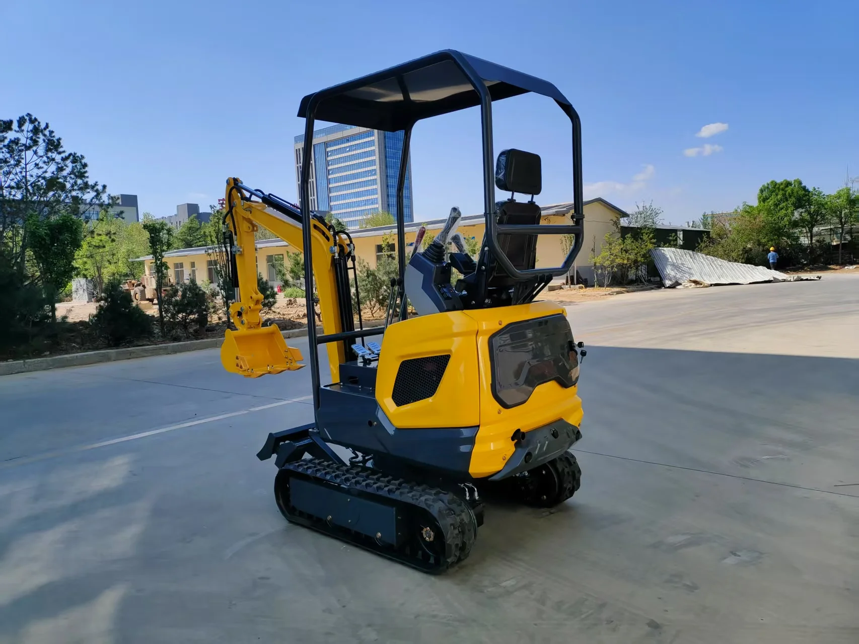 맞춤형 미니 굴삭기, 쿠보타 엔진 장착 가능, 통합 디자인 및 견고함 특징