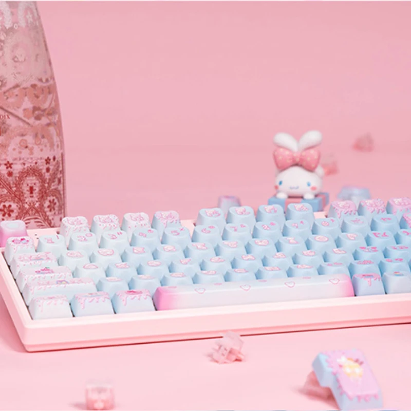 Schattige Liefde Keycaps Aangepaste Pbt Nieuwe Oem Profiel Keycap Anime Roze Punt Toets Capthermale Sublimatie Mechanische Toetsenbord Geschenken