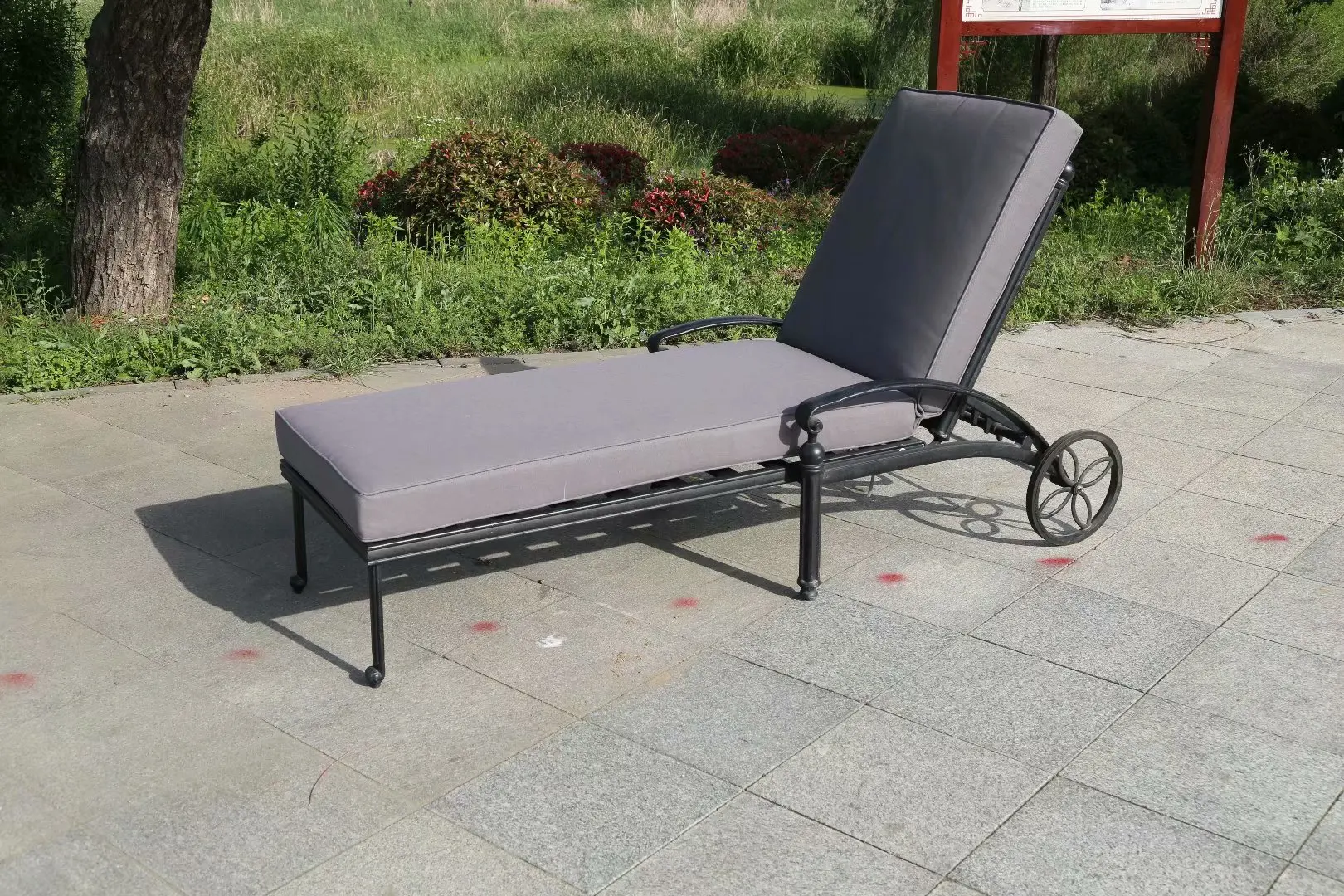 Outdoor Garden Cast Aluminum Patio Furniture Waterproof Chair Metal Lounge Set Aluminium Chaise Day Bed Hotel