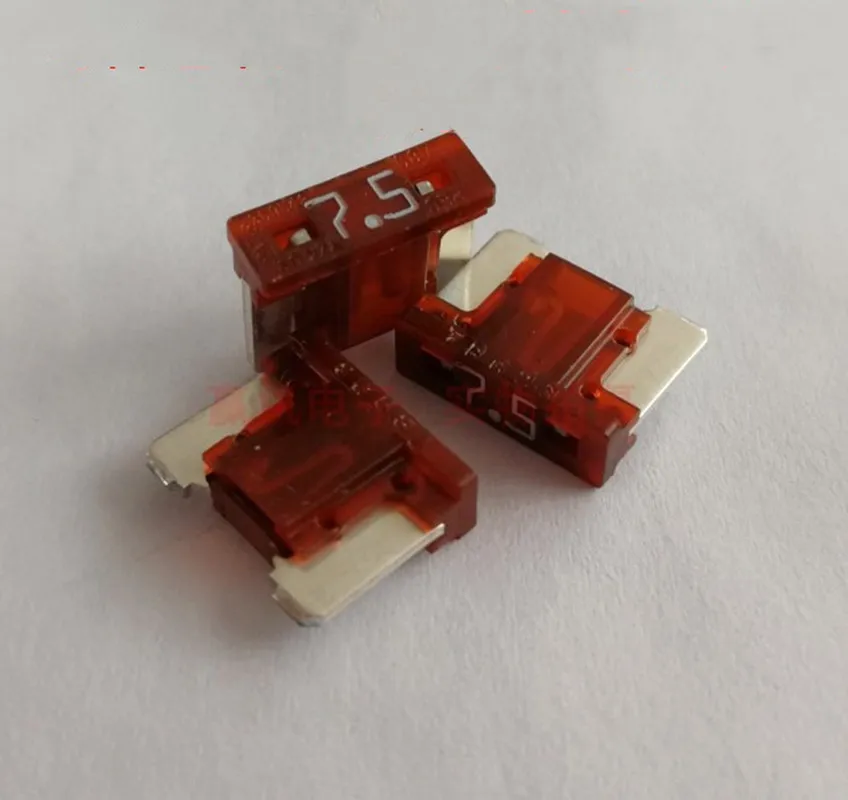 

CX-4/-5 Fuse box MINI Fuse 7.5A 15A 400pcs