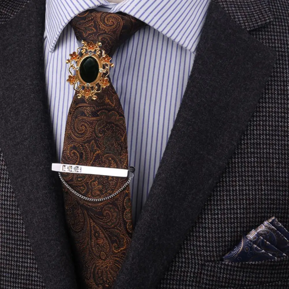 Rudder Shape Tie Buckle Elegant Rhinestone Decor Rudder Eagle Tie Buckle Exquisite Retro Cufflink Lightweight Hollow Out