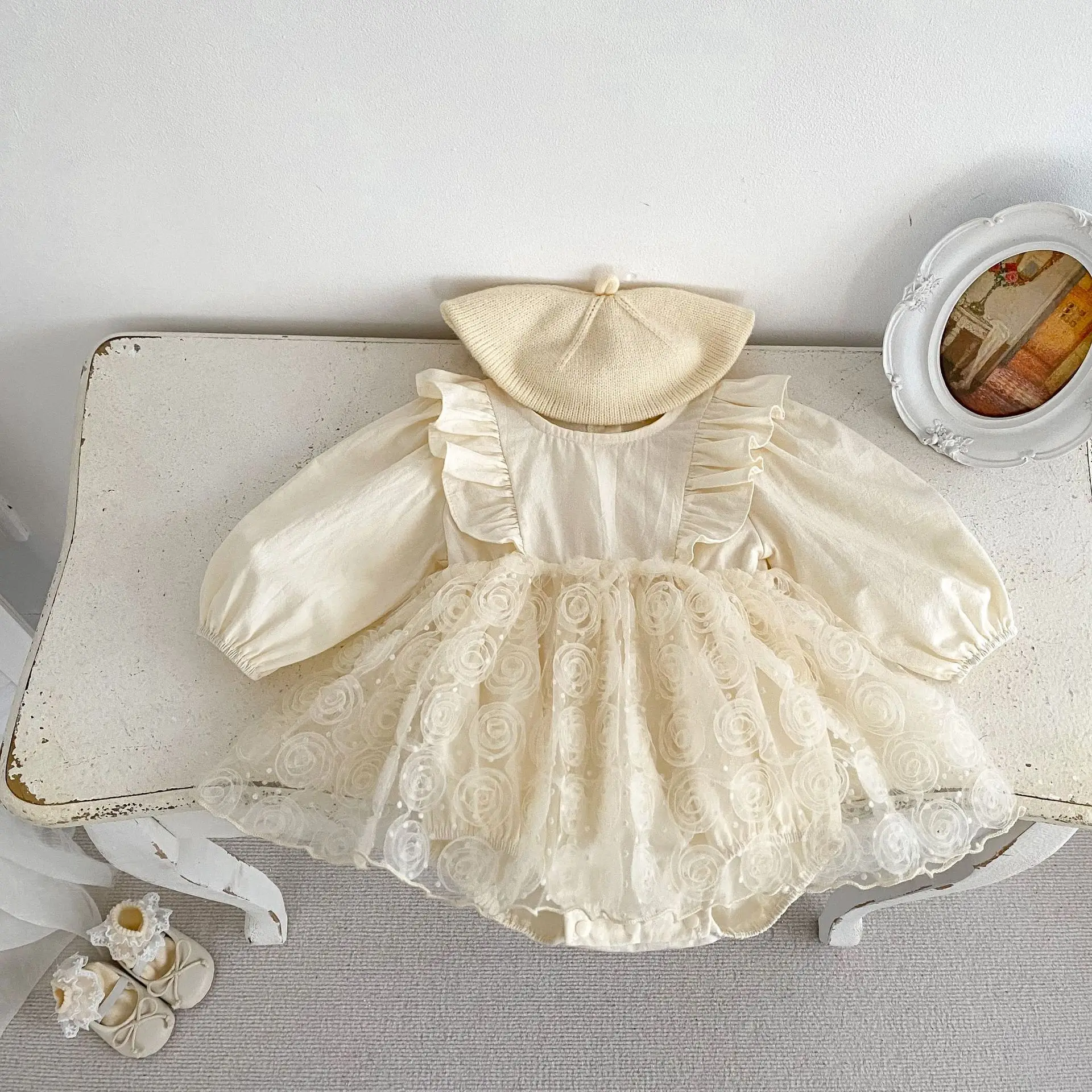 

Girls Jumpsuit 2025 Spring and Autumn New Sweet Princess Mesh Flower Crawler Cute One Year Old Hundred Day Photo