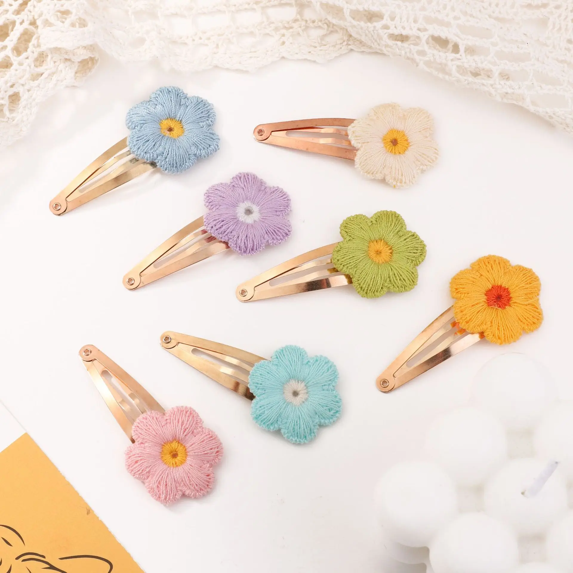 60pc/lot 2.2” Daisy Flower Snaps Hair Clips for Women Kids Girls Snap Hair Pins Embroidery Hairpins Baby Girl Floral Barrettes